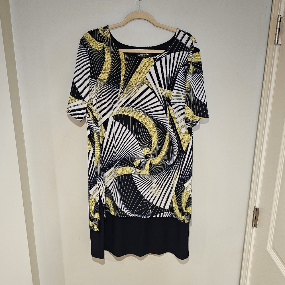 Soft Works Petites Double layer hem dress with a textured overlay in a size XL